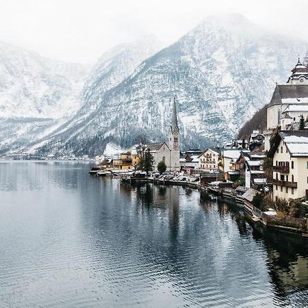 Haus Am Hof - 15Th Century House At The Lake, Near The Marketplace, With A Balcony Hallstatt Eksteriør billede