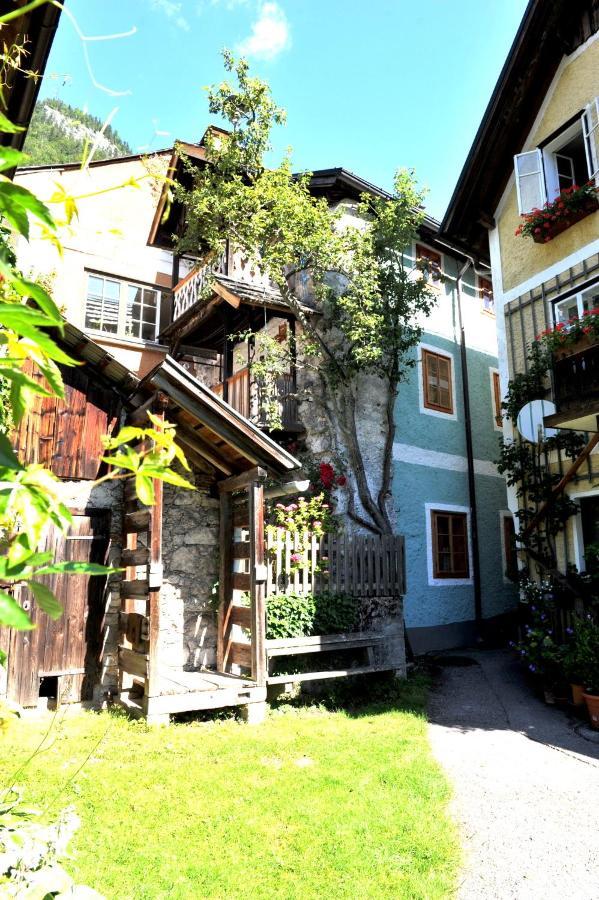 Haus Am Hof - 15Th Century House At The Lake, Near The Marketplace, With A Balcony Hallstatt Eksteriør billede